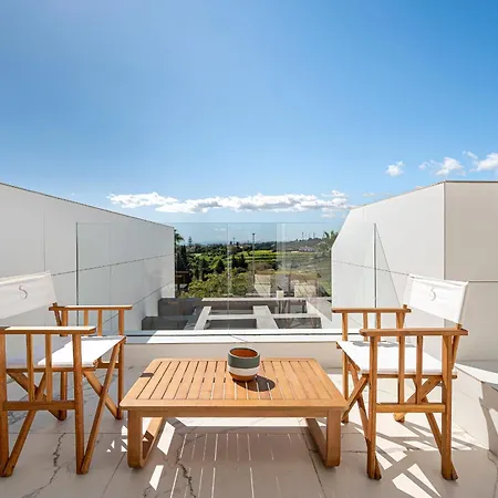 Bossa Boutique - Spacious Attic Estepona