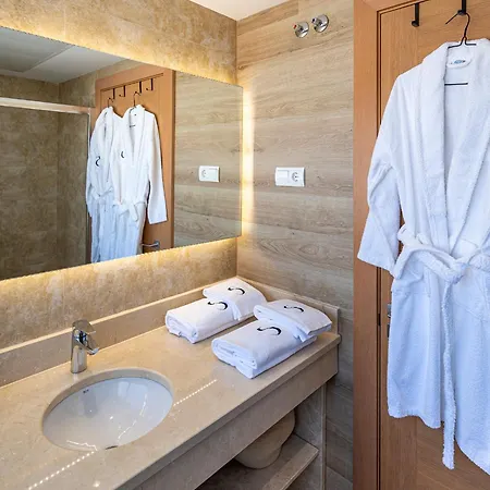 Lägenhet Bossa Boutique - Spacious Attic Estepona