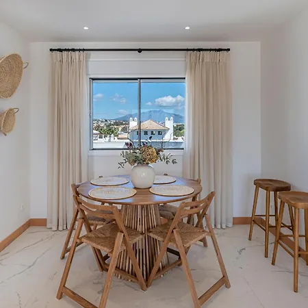 Bossa Boutique - Spacious Attic Estepona
